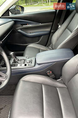 Позашляховик / Кросовер Mazda CX-30 2020 в 