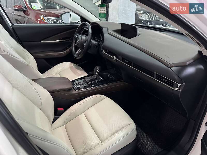 Внедорожник / Кроссовер Mazda CX-30 2022 в Каменском