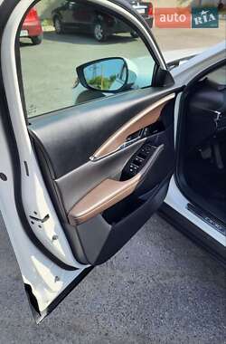 Внедорожник / Кроссовер Mazda CX-30 2020 в 