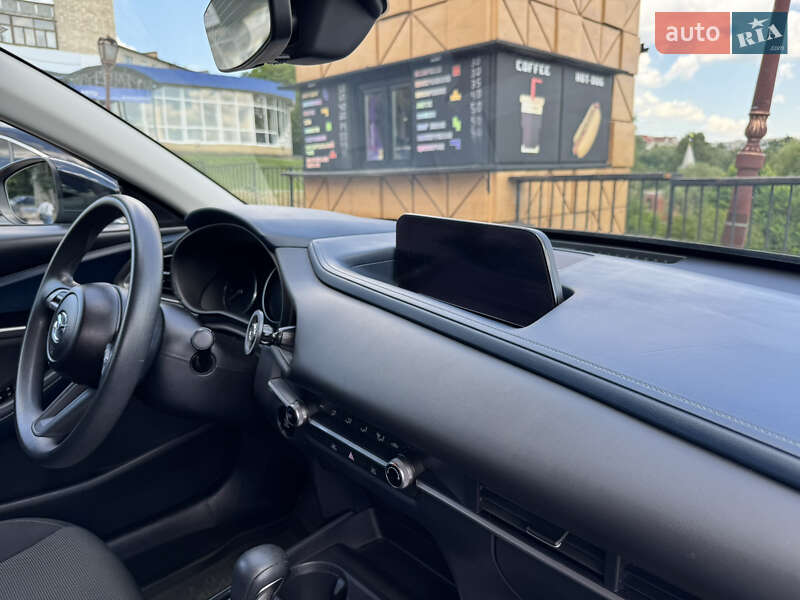 Внедорожник / Кроссовер Mazda CX-30 2020 в Сумах