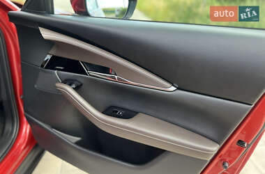 Позашляховик / Кросовер Mazda CX-30 2021 в 