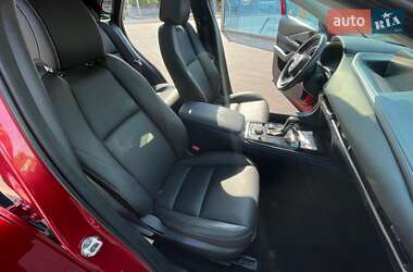 Позашляховик / Кросовер Mazda CX-30 2019 в 