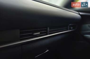 Позашляховик / Кросовер Mazda CX-30 2022 в 