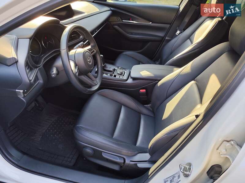 Внедорожник / Кроссовер Mazda CX-30 2022 в Днепре фото 36 Внедорожник / Кроссовер Mazda CX-30 2022 в Днепре