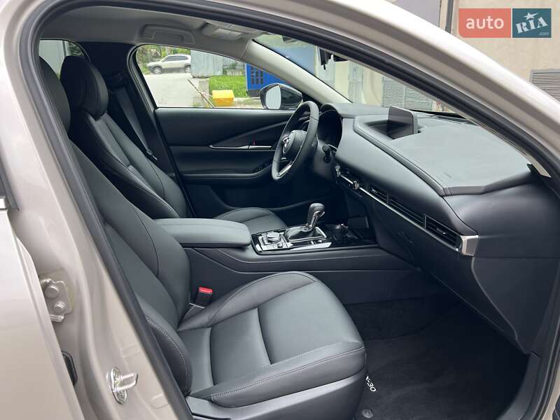 Внедорожник / Кроссовер Mazda CX-30 2024 в Львове