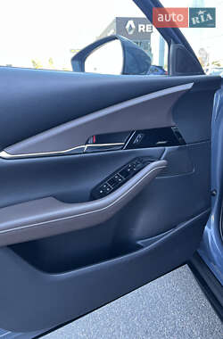 Внедорожник / Кроссовер Mazda CX-30 2021 в 