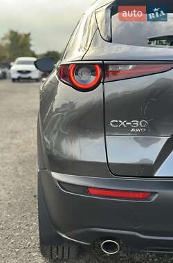 Позашляховик / Кросовер Mazda CX-30 2024 в 