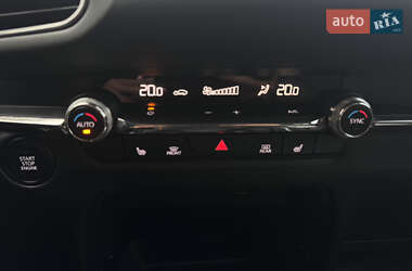 Внедорожник / Кроссовер Mazda CX-30 2020 в 