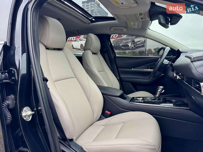 Позашляховик / Кросовер Mazda CX-30 2021 в Києві фото 37 Позашляховик / Кросовер Mazda CX-30 2021 в Києві