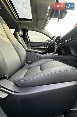 Позашляховик / Кросовер Mazda CX-30 2024 в 