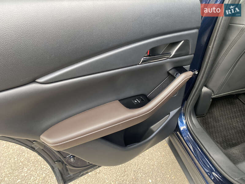 Внедорожник / Кроссовер Mazda CX-30 2023 в Самборе