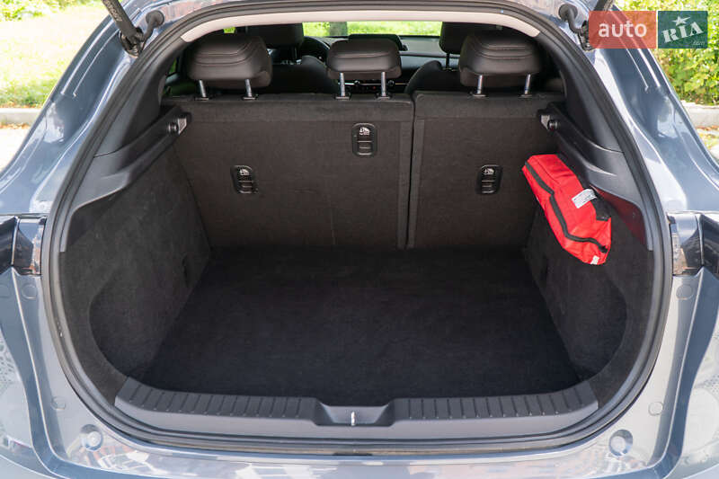 Позашляховик / Кросовер Mazda CX-30 2021 в Києві фото 11 Позашляховик / Кросовер Mazda CX-30 2021 в Києві