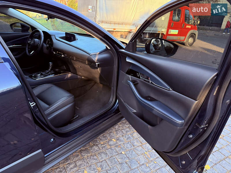 Позашляховик / Кросовер Mazda CX-30 2019 в Києві фото 28 Позашляховик / Кросовер Mazda CX-30 2019 в Києві