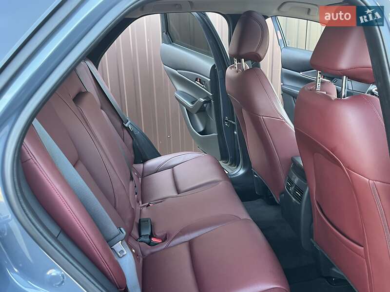 Внедорожник / Кроссовер Mazda CX-30 2022 в Днепре