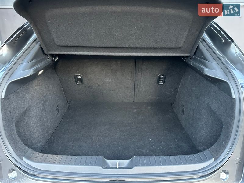 Внедорожник / Кроссовер Mazda CX-30 2020 в Киеве фото 22 Внедорожник / Кроссовер Mazda CX-30 2020 в Киеве