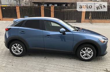 Позашляховик / Кросовер Mazda CX-3 2018 в 