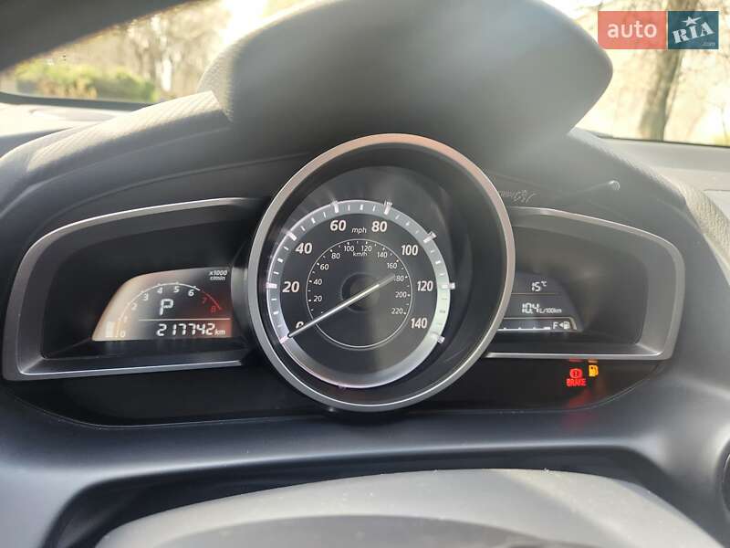 Внедорожник / Кроссовер Mazda CX-3 2015 в Днепре