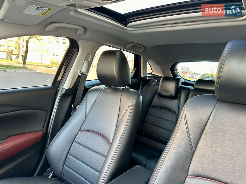 Внедорожник / Кроссовер Mazda CX-3 2015 в Одессе