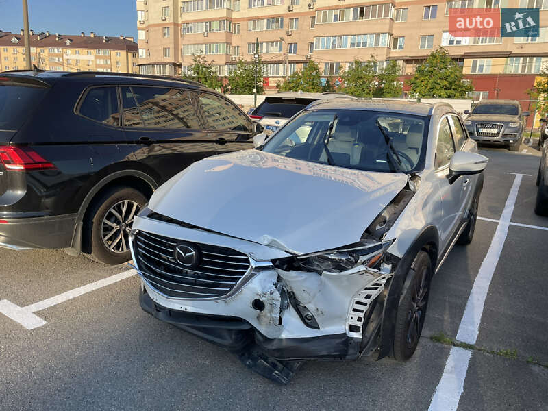 Внедорожник / Кроссовер Mazda CX-3 2017 в Софиевской Борщаговке