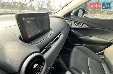 Внедорожник / Кроссовер Mazda CX-3 2018 в 