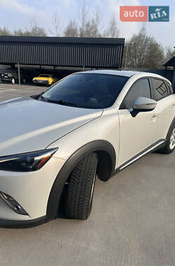 Внедорожник / Кроссовер Mazda CX-3 2015 в 