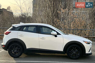 Позашляховик / Кросовер Mazda CX-3 2016 в 
