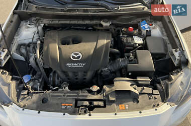Позашляховик / Кросовер Mazda CX-3 2016 в 