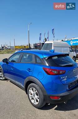 Позашляховик / Кросовер Mazda CX-3 2017 в 