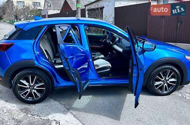 Внедорожник / Кроссовер Mazda CX-3 2015 в 