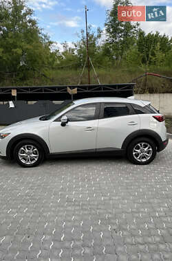 Позашляховик / Кросовер Mazda CX-3 2016 в 