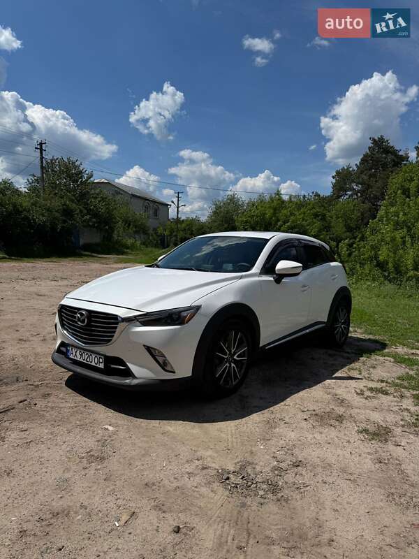 Позашляховик / Кросовер Mazda CX-3 2016 в 