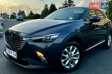 Внедорожник / Кроссовер Mazda CX-3 2016 в 