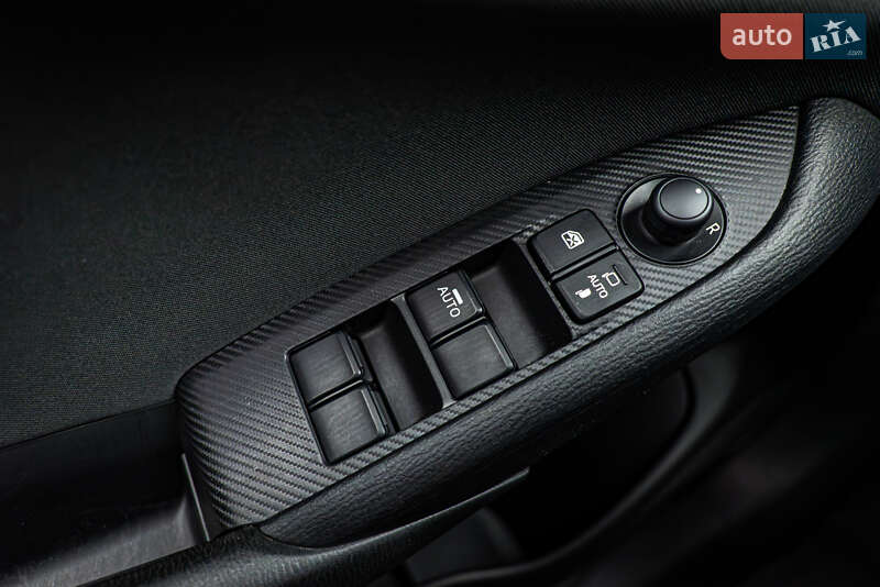 Хэтчбек Mazda CX-3 2017 в Киеве фото 18 Хэтчбек Mazda CX-3 2017 в Киеве