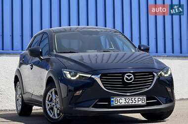 Позашляховик / Кросовер Mazda CX-3 2016 в 