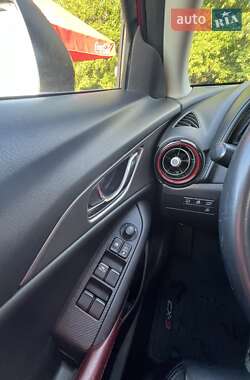 Позашляховик / Кросовер Mazda CX-3 2017 в 