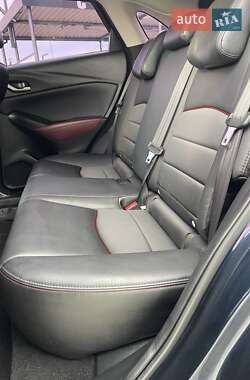 Внедорожник / Кроссовер Mazda CX-3 2017 в 