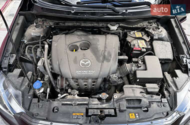 Внедорожник / Кроссовер Mazda CX-3 2015 в 