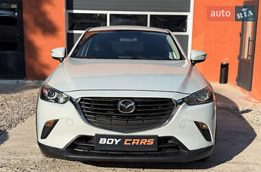 Внедорожник / Кроссовер Mazda CX-3 2016 в 