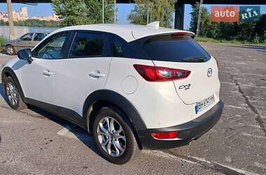 Внедорожник / Кроссовер Mazda CX-3 2016 в 