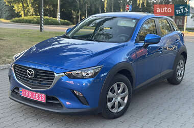 Внедорожник / Кроссовер Mazda CX-3 2017 в 