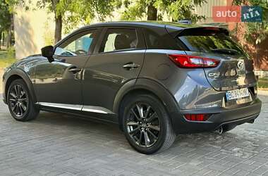 Внедорожник / Кроссовер Mazda CX-3 2015 в 
