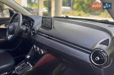 Внедорожник / Кроссовер Mazda CX-3 2015 в 