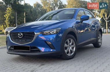 Внедорожник / Кроссовер Mazda CX-3 2016 в 
