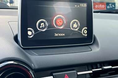 Внедорожник / Кроссовер Mazda CX-3 2015 в 