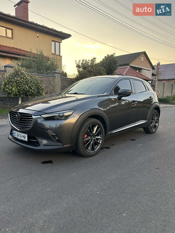 Внедорожник / Кроссовер Mazda CX-3 2015 в 