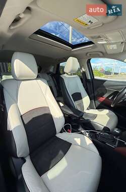 Внедорожник / Кроссовер Mazda CX-3 2016 в 
