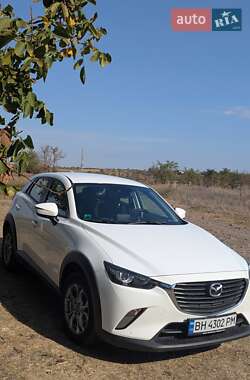 Внедорожник / Кроссовер Mazda CX-3 2017 в 