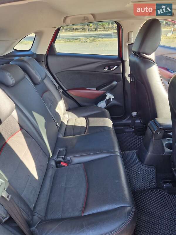 Внедорожник / Кроссовер Mazda CX-3 2015 в Белгороде-Днестровском