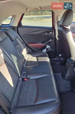 Внедорожник / Кроссовер Mazda CX-3 2015 в 