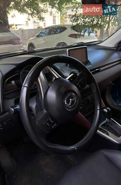 Внедорожник / Кроссовер Mazda CX-3 2016 в 